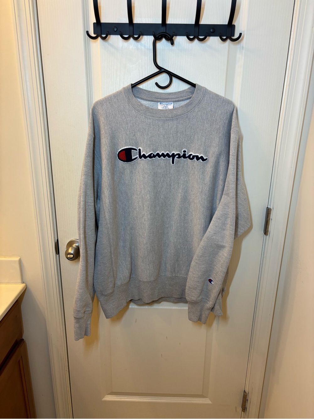Champion Reverse Weave Crewneck Sweatshirt Men's L Gray Embroidered Script Logo